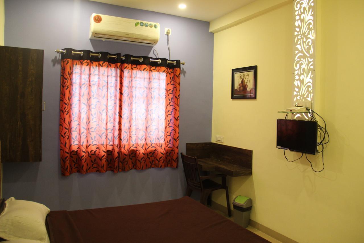 Yuvraj Lodge Osmanabad Luaran gambar